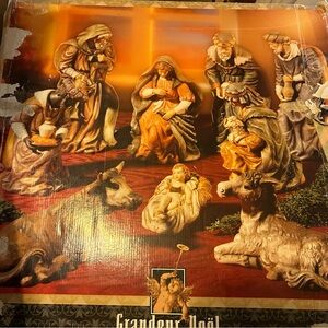 Grandeur Noel large vintage nativity set